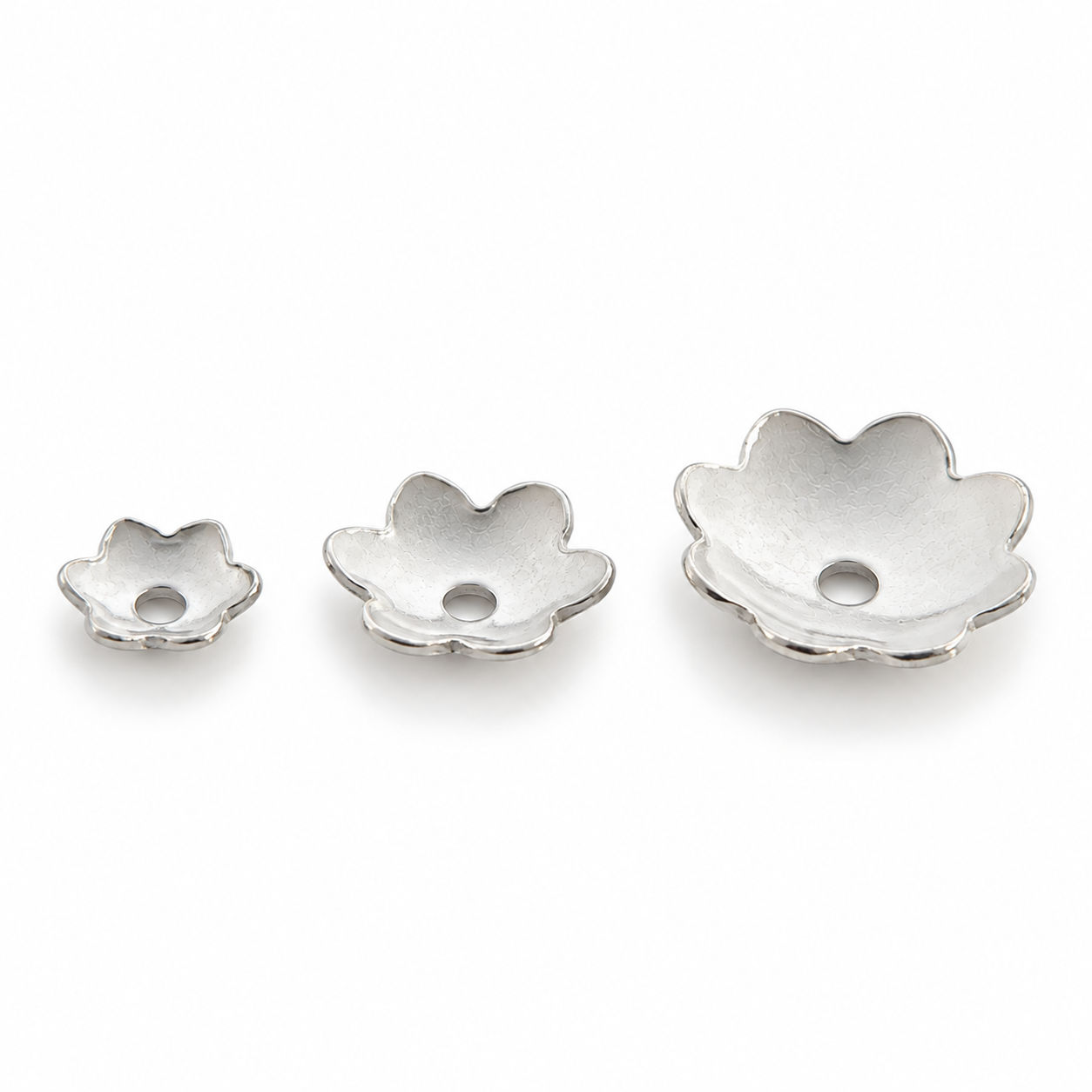 Zilver bloem - schotel 4,50 mm