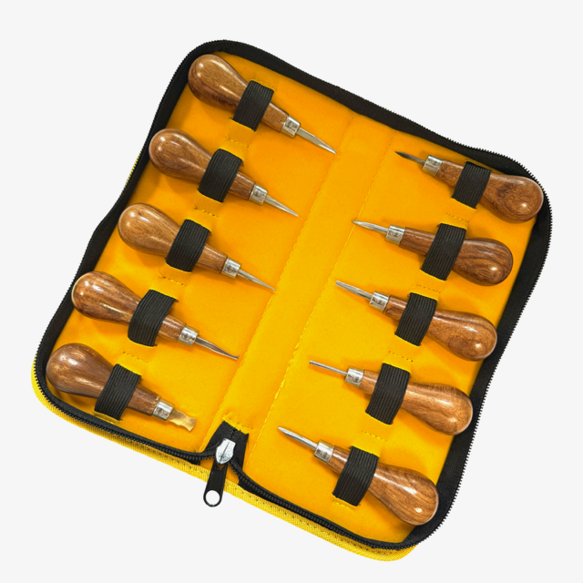 Master zet gereedschap set met houten heften
