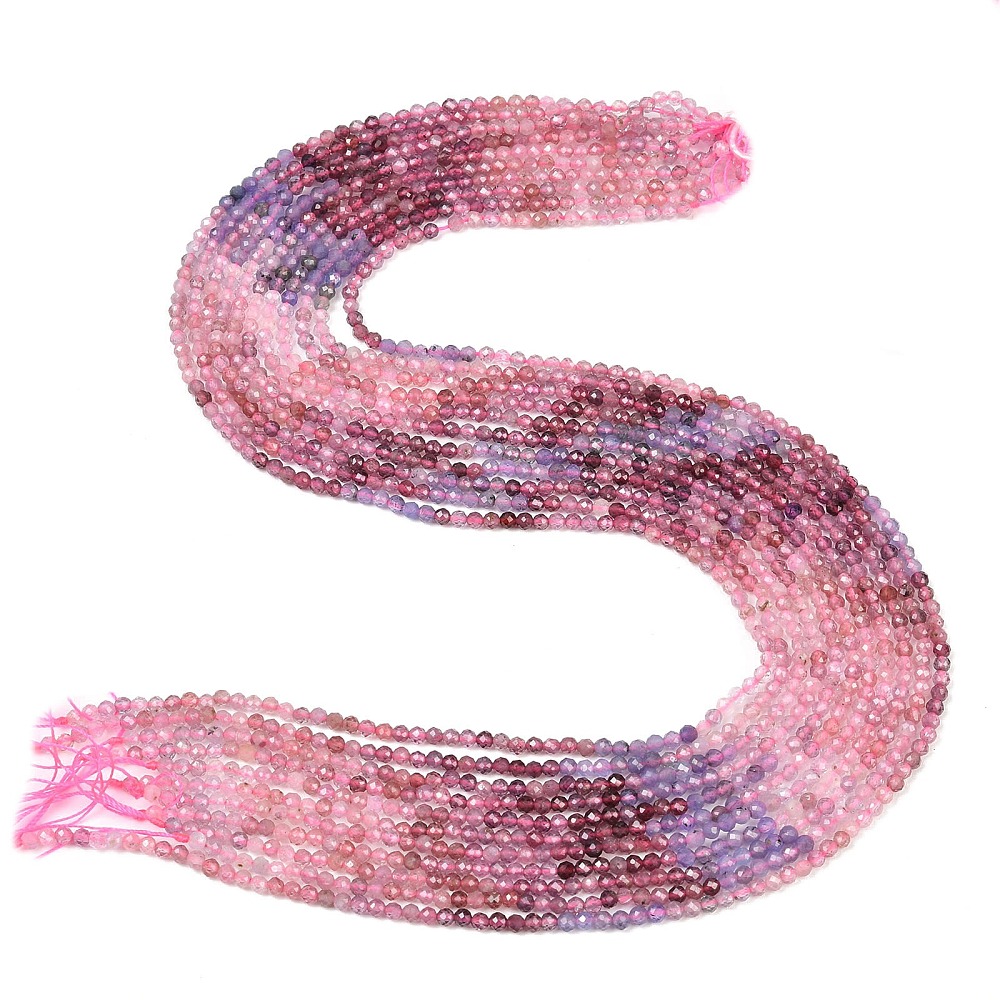 Spinelsnoer rond facet +/- 3-3,5 mm roze-paars