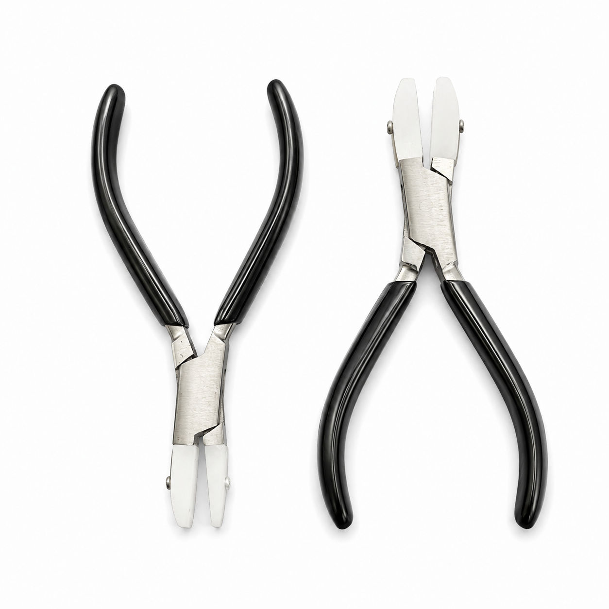 Set van 2 tangen, nylon bek (vlak en vlak/rond) OP=OP